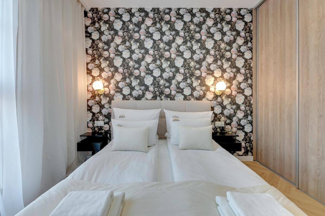 Nowa Motlawa Spa, Pool, Gym & Parking By Downtown Apartments Gdansk Exterior photo