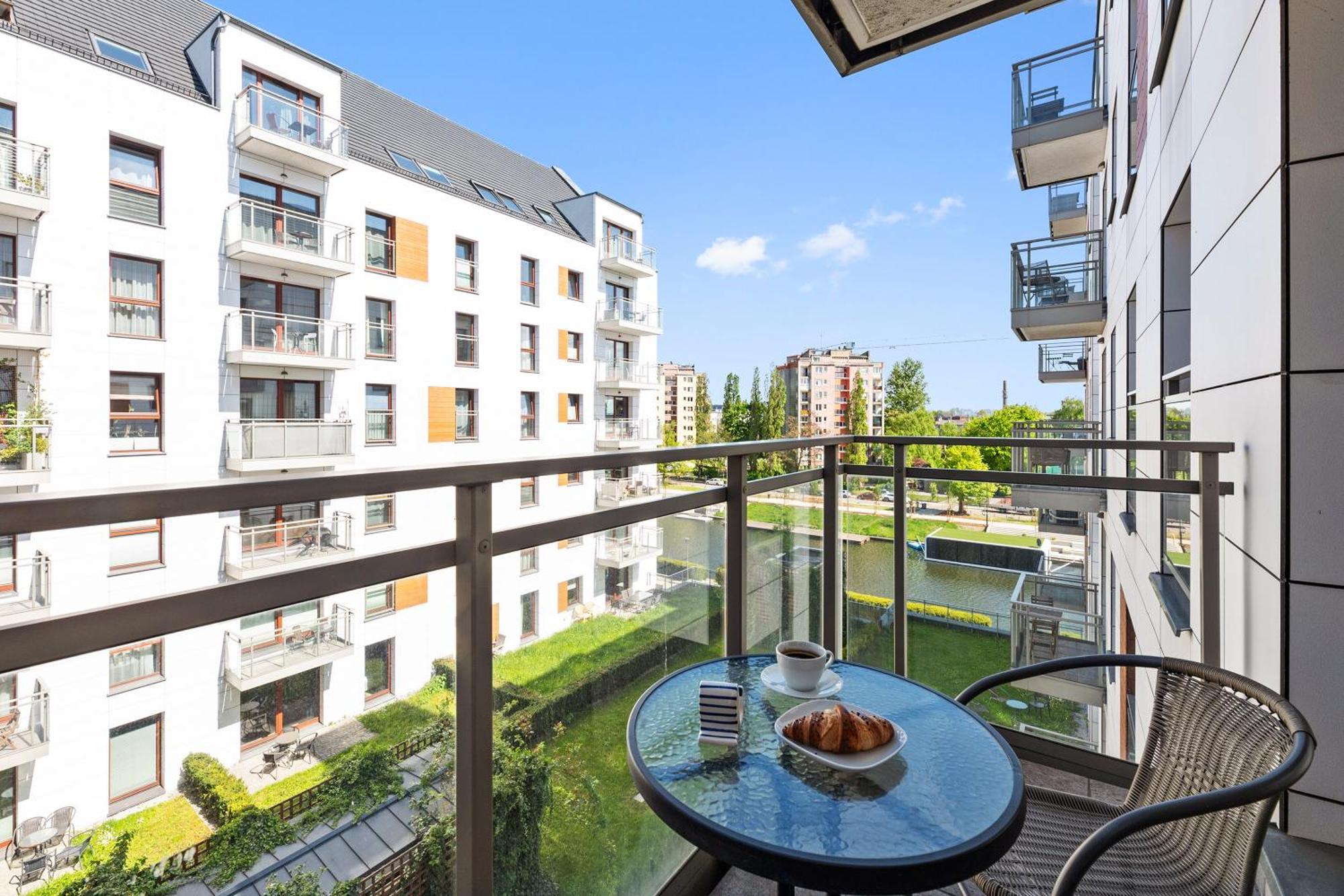 Nowa Motlawa Spa, Pool, Gym & Parking By Downtown Apartments Gdansk Exterior photo