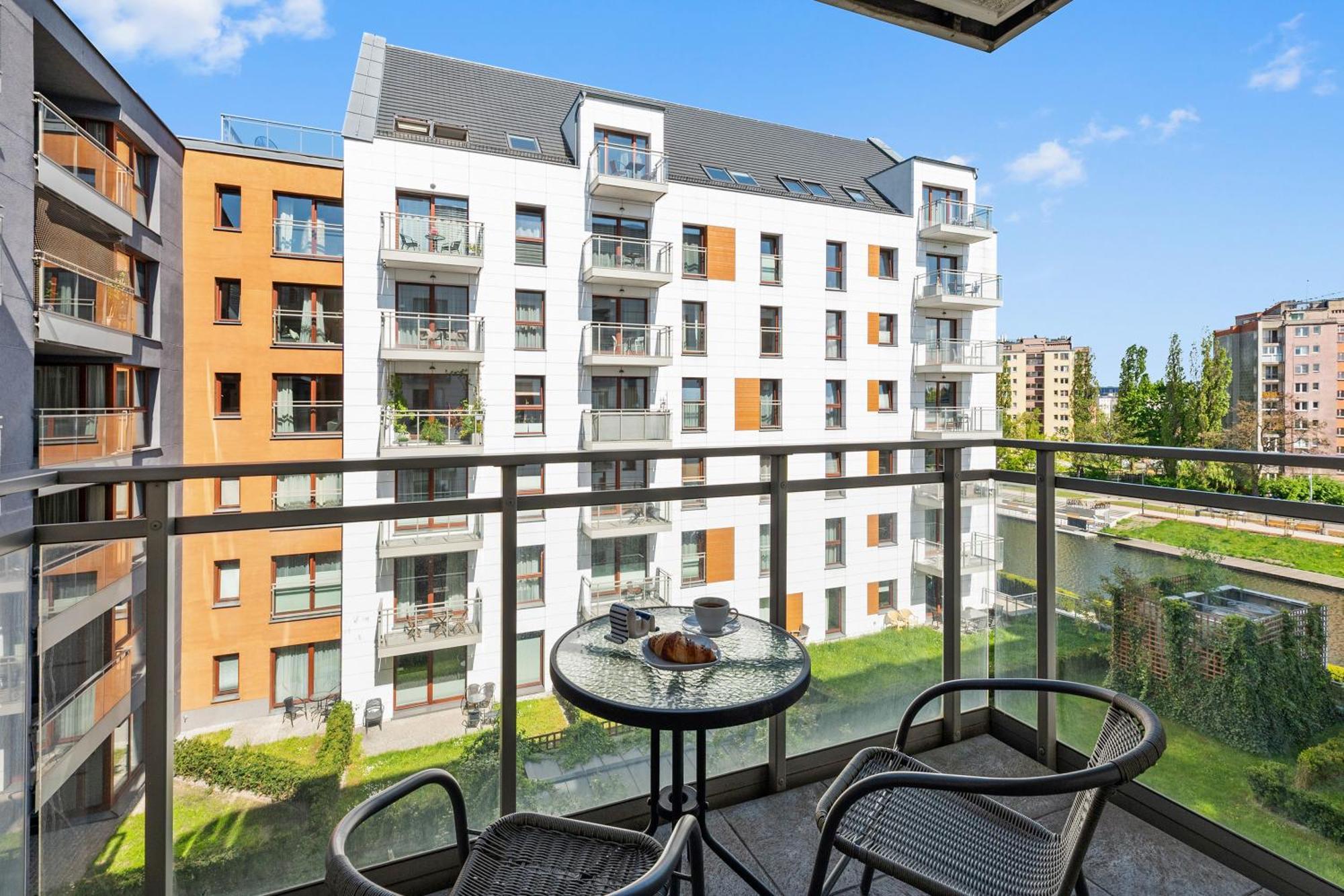 Nowa Motlawa Spa, Pool, Gym & Parking By Downtown Apartments Gdansk Room photo
